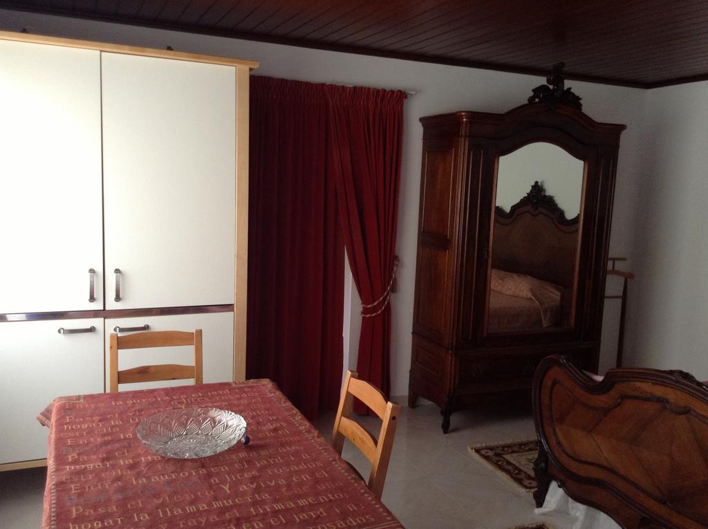 Casa Amarela Guesthouse Lagos Zimmer foto